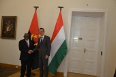 Angola külügyminiszterének látogatása