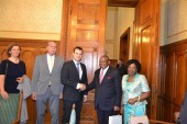 Angola külügyminiszterének látogatása