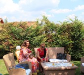 Grillparty a búcsúzó palesztinai és egyiptomi nagykövet tiszteletére